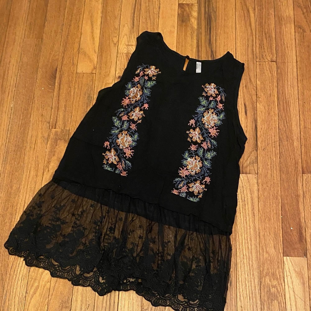 Entro Black Top with Floral Embroidery